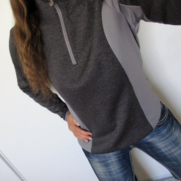 Nike Tops - NIKE Top Size Large Gray Dri Fit Pullover 1/4 Zip